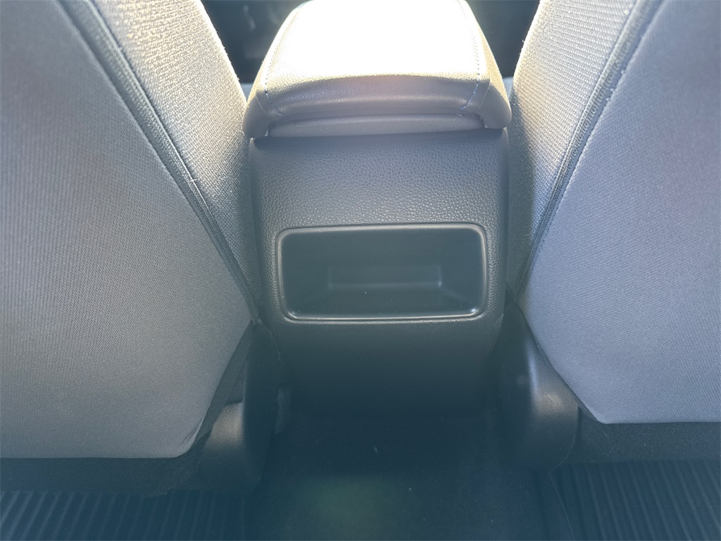2022 Toyota Corolla SE photo 19
