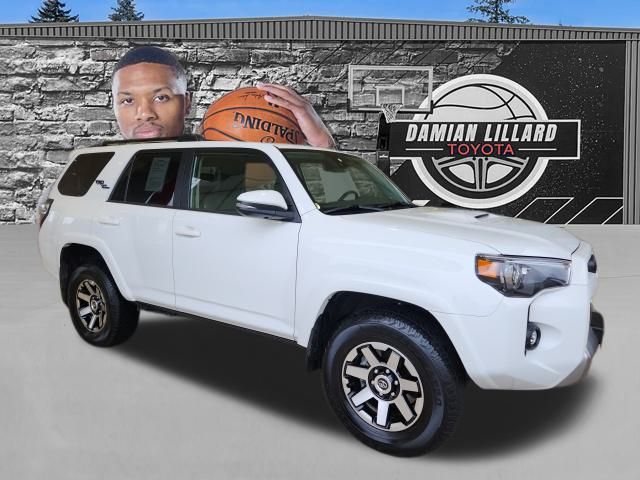 2023 Toyota 4Runner TRD Off-Road Premium's photo