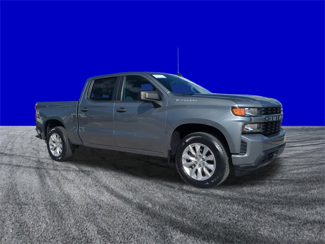 2022 Chevrolet Silverado 1500 Custom photo 2