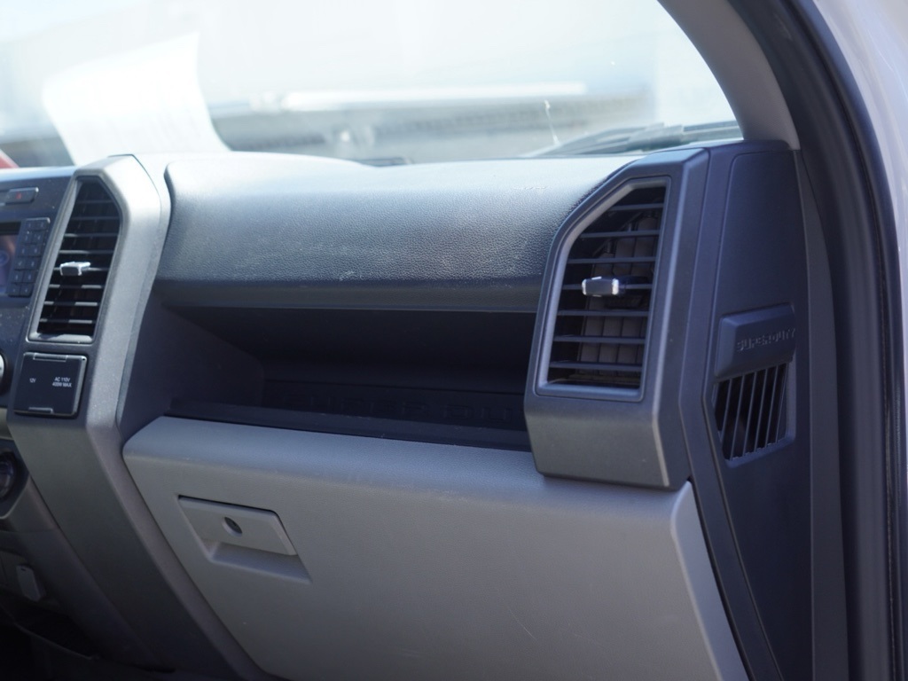 2022 Ford F-550 photo 18