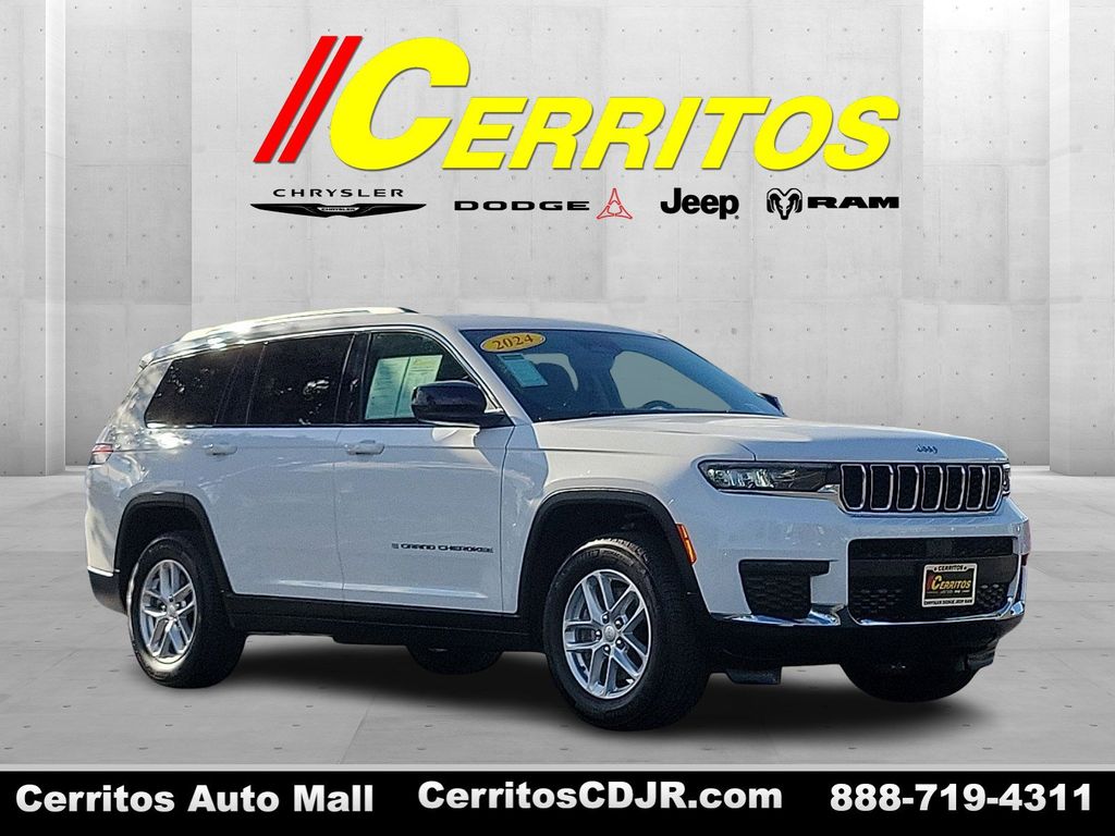 2024 Jeep Grand Cherokee L Laredo's photo