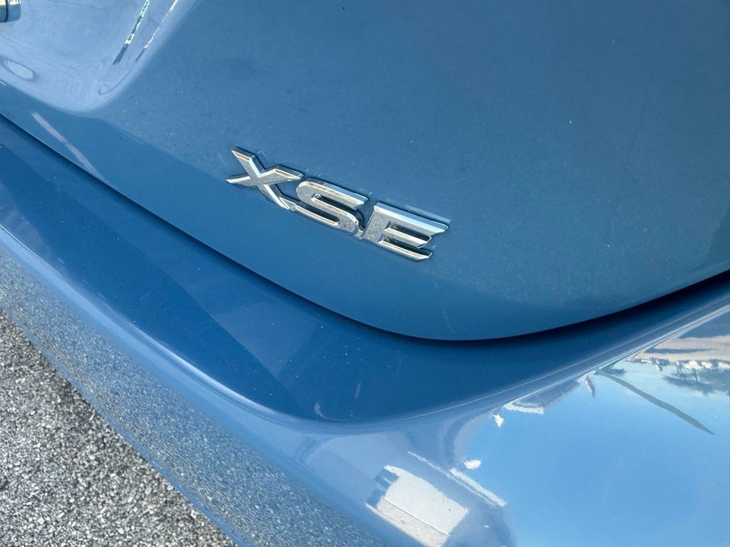 2023 Toyota Camry XSE photo 26