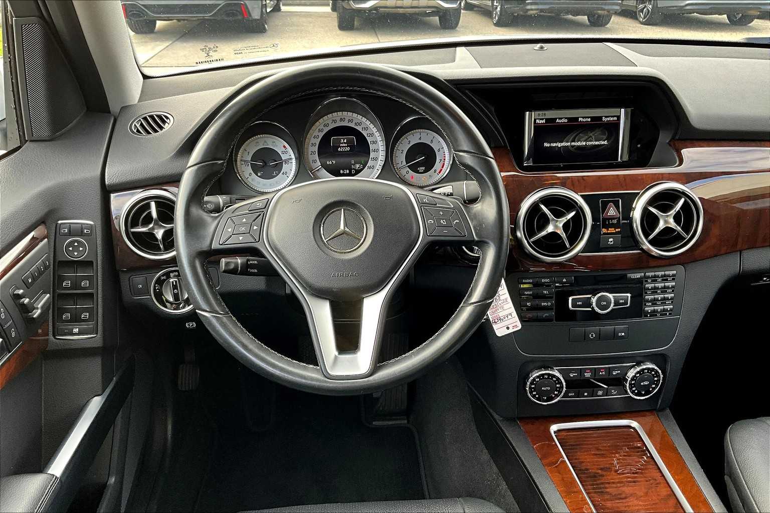 2015 Mercedes Benz GLK 350 photo 2