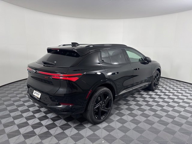 2026 Chevrolet Equinox EV 3RS photo 2