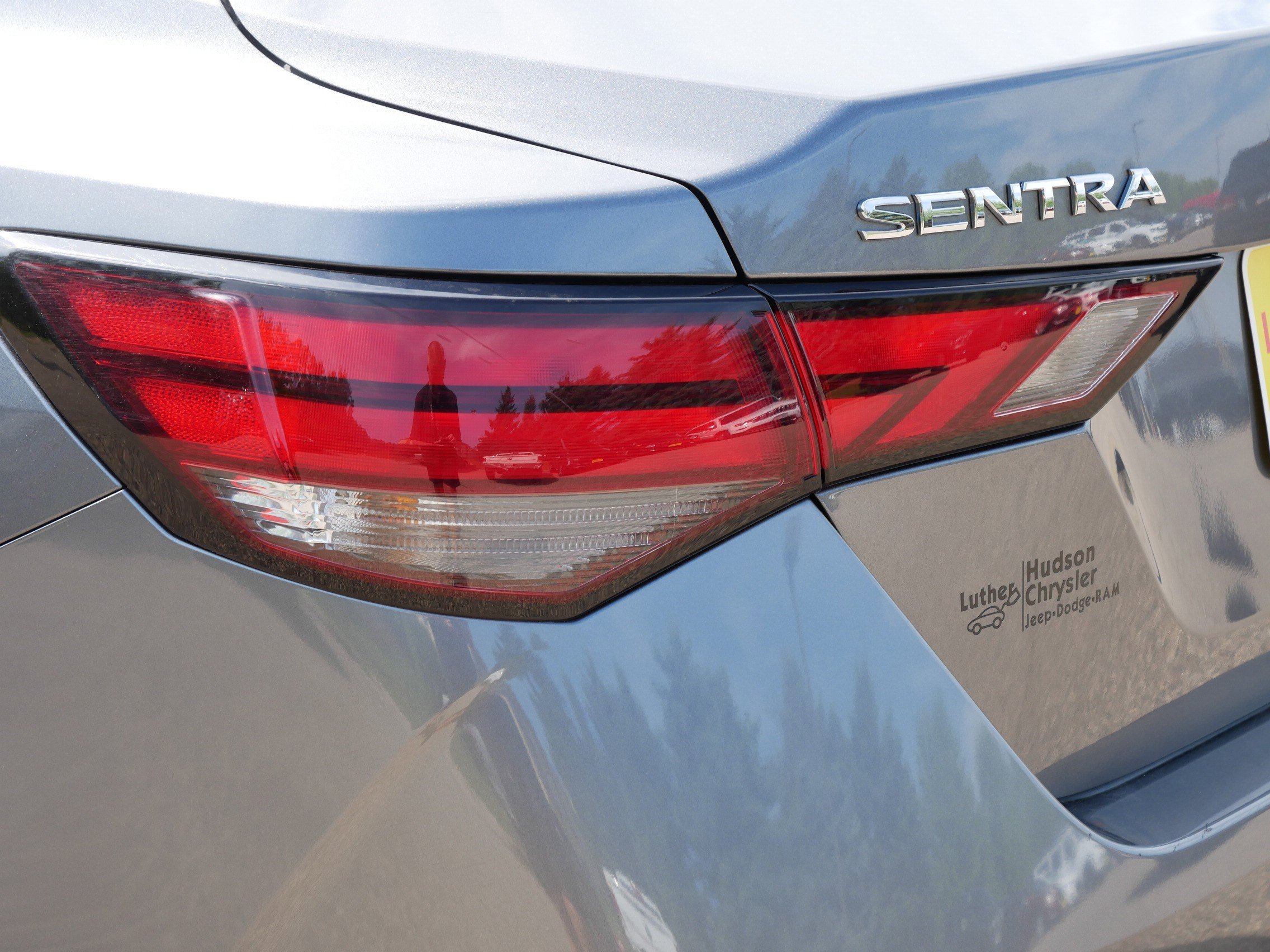 2023 Nissan Sentra SV photo 17