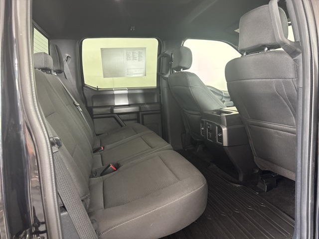 2016 Ford F-150 XLT photo 5