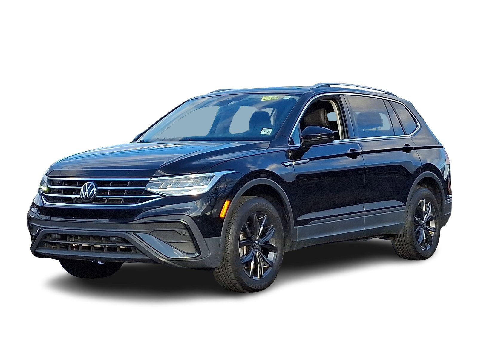 2023 Volkswagen Tiguan SE's photo