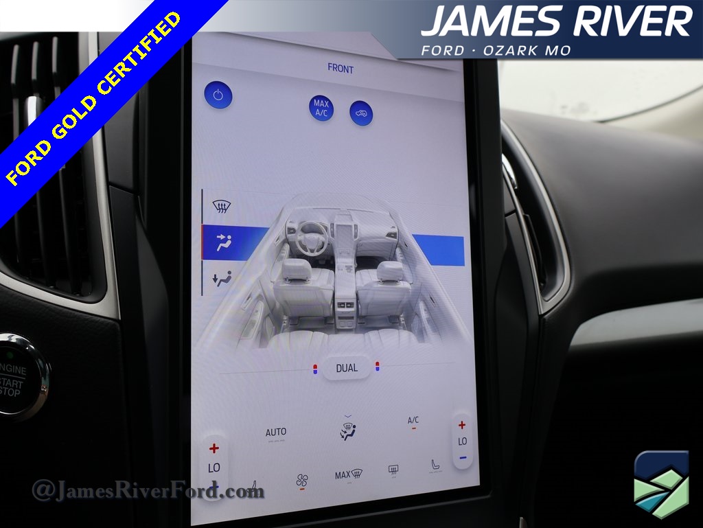 2024 Ford Edge SEL photo 31