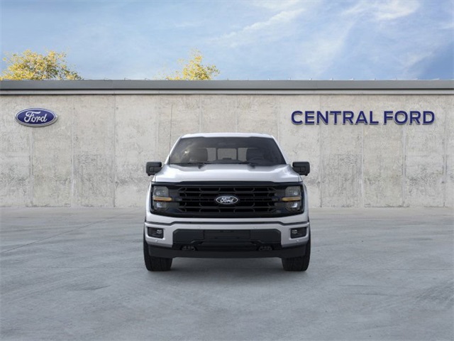 2025 Ford F-150 XLT photo 4