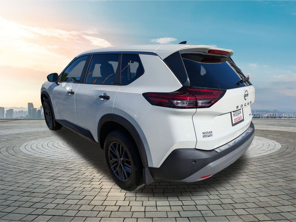 2023 Nissan Rogue S photo 4