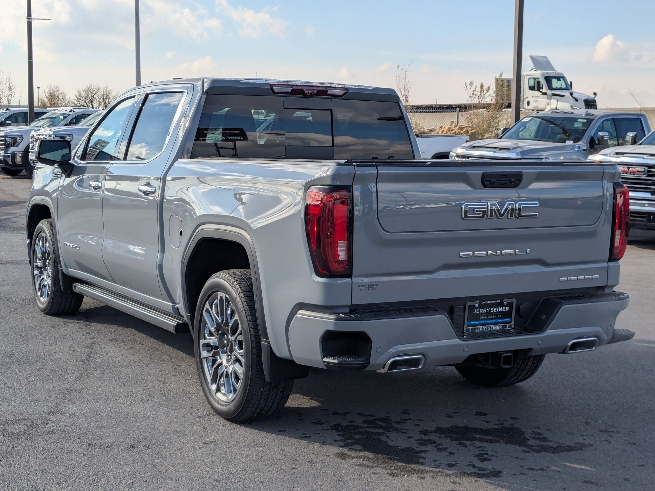2025 Gmc Sierra 1500 Denali Ultimate photo 2
