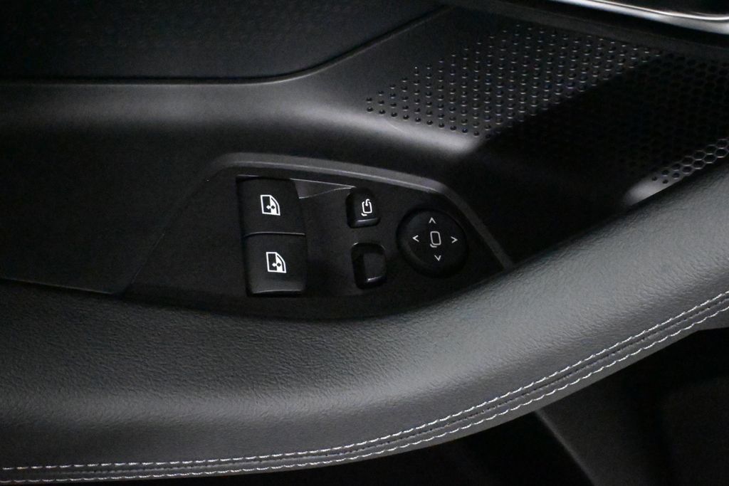 2025 Bmw 230i 230i xDrive photo 28