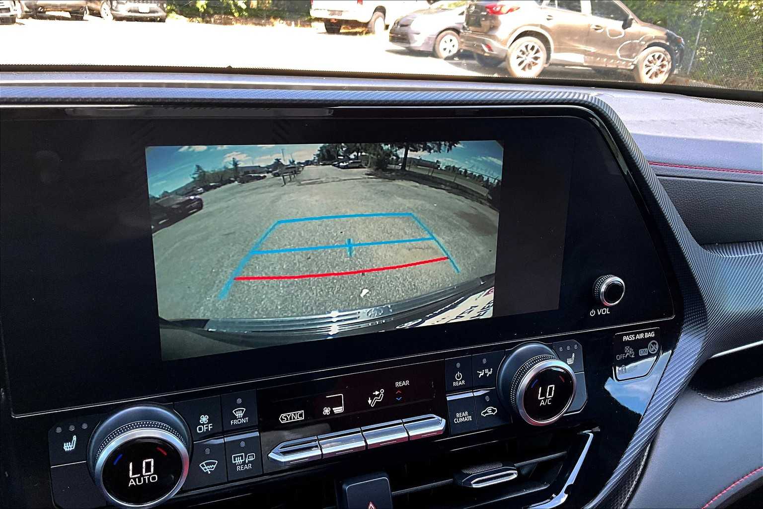 2023 Toyota Highlander XSE photo 25