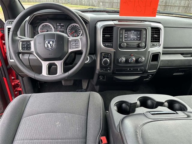 2024 Ram 1500 Classic Warlock photo 2