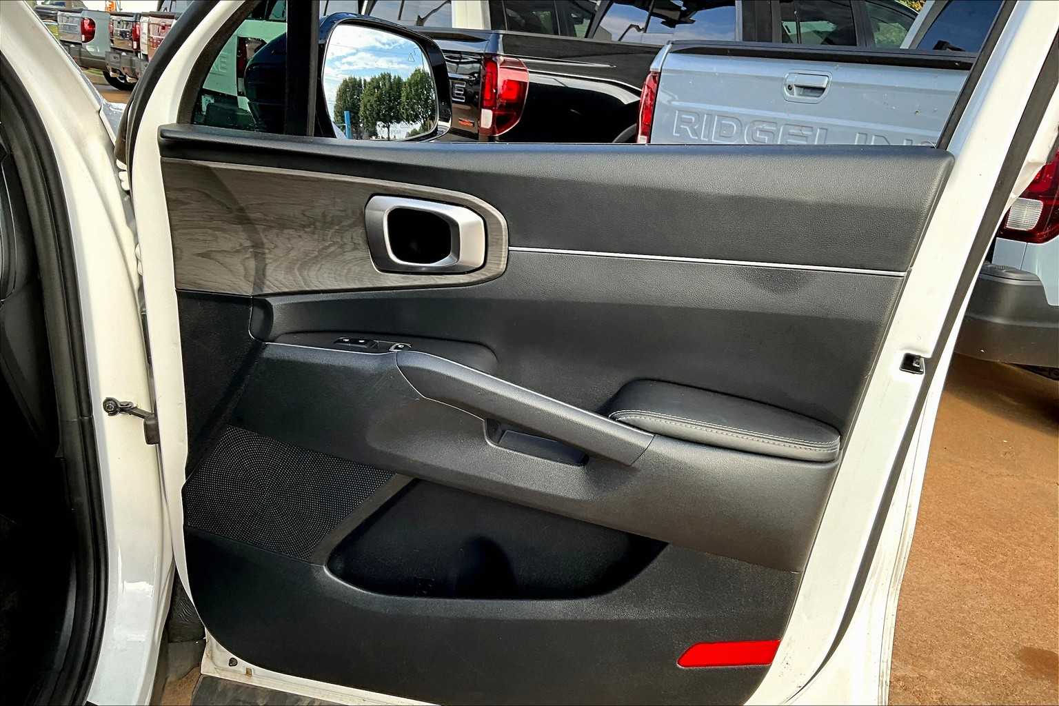 2024 Kia Sorento X-Line EX photo 22