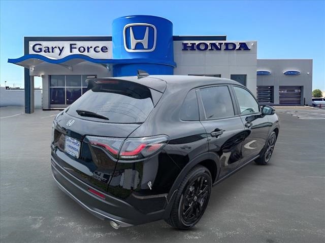 2026 Honda HR-V Sport photo 2