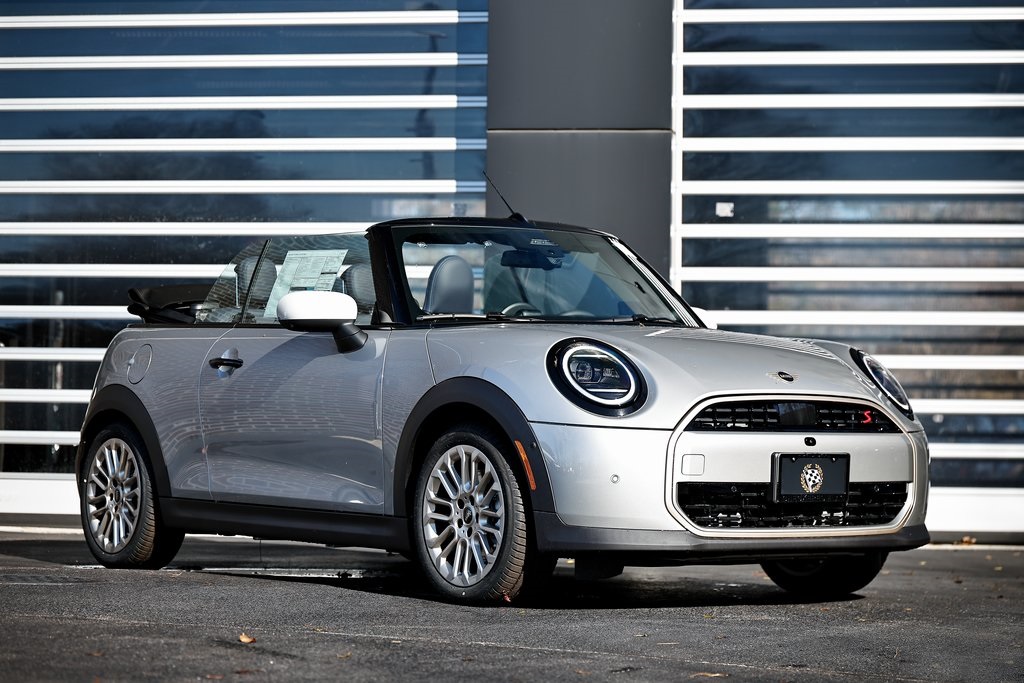 2026 MINI Convertible S's photo