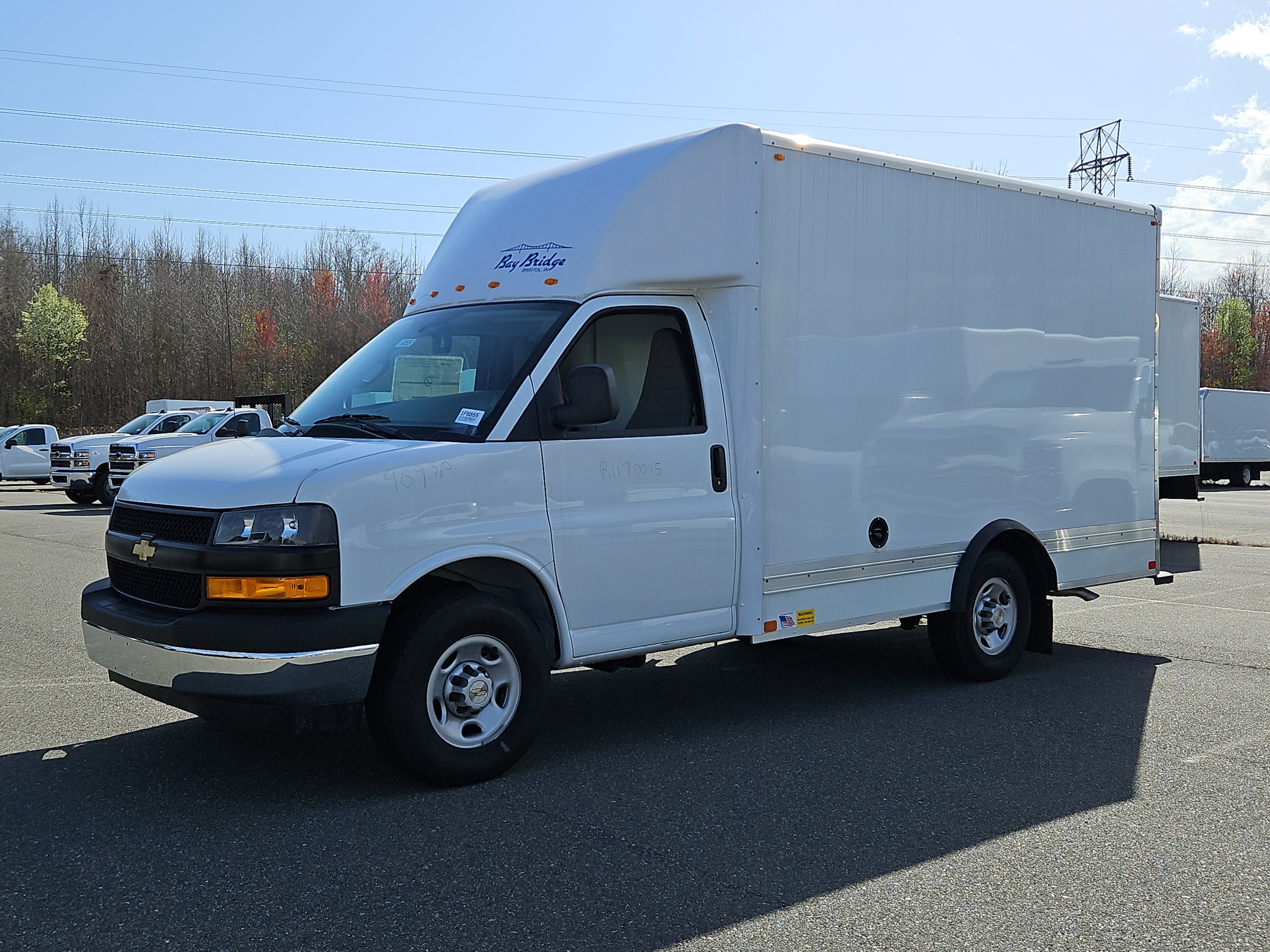 2024 Chevrolet Express Cutaway Base's photo