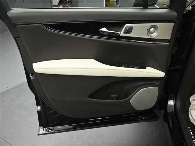 2022 LINCOLN NAUTILUS - Image 21