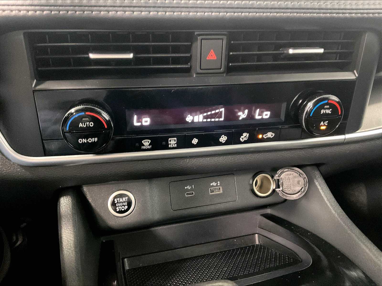 2023 Nissan Rogue SV photo 21