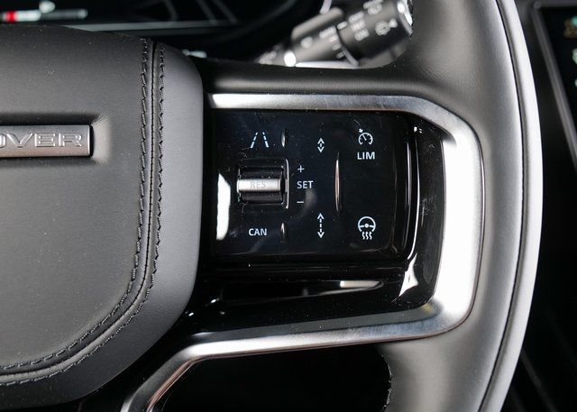 2025 Land Rover Range Rover Sport SE photo 18