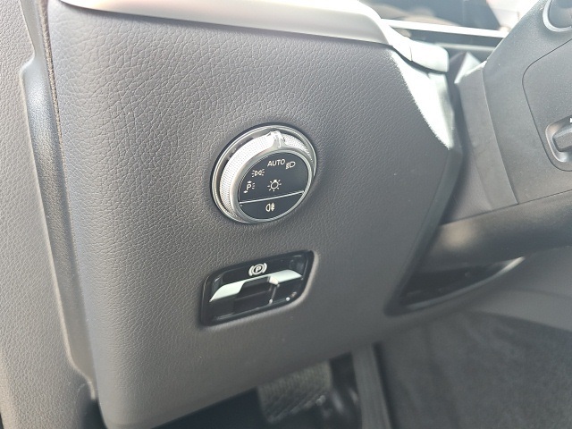 2026 Mercedes Benz GLC 300 4MATIC photo 15