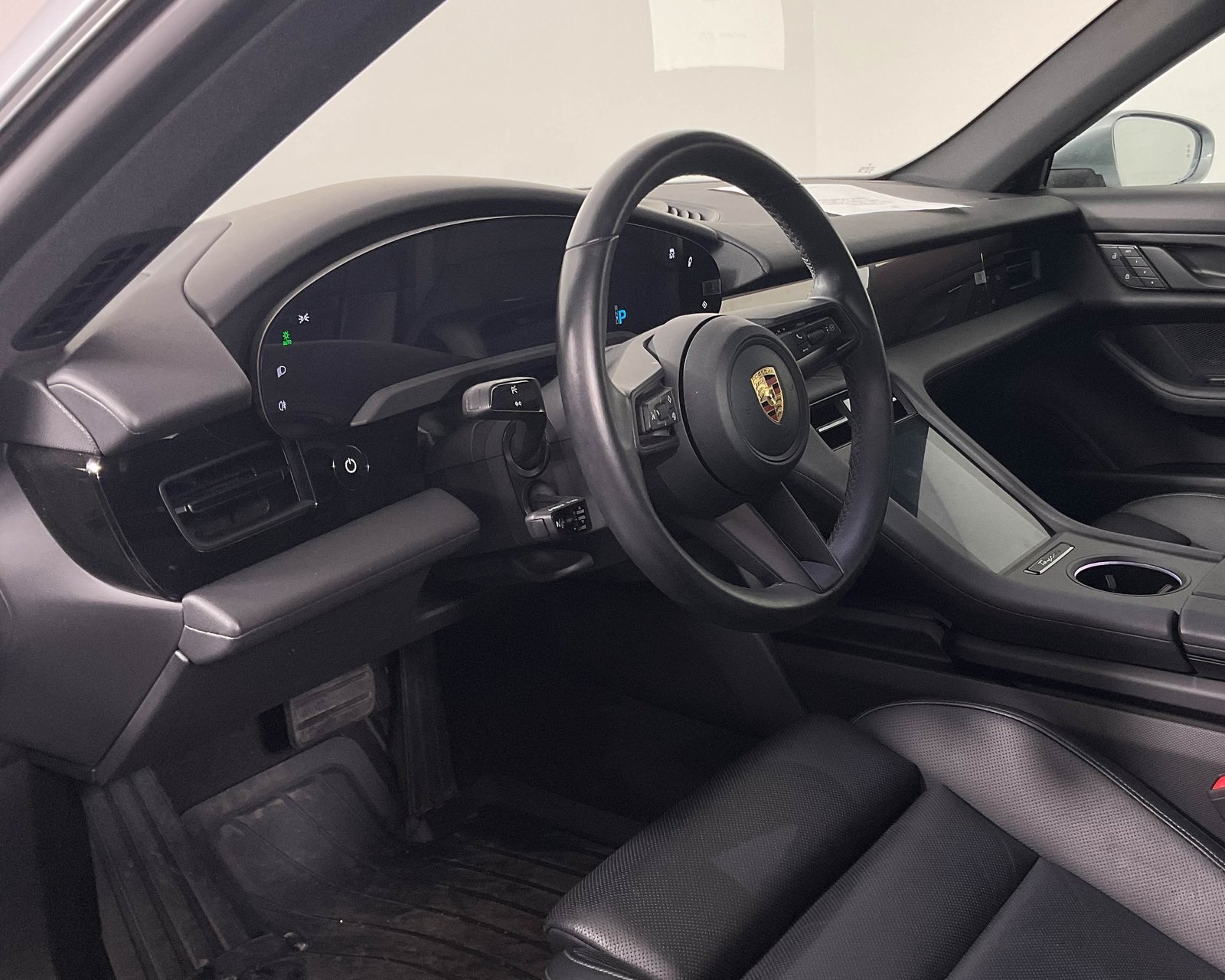 2023 Porsche Taycan S photo 5