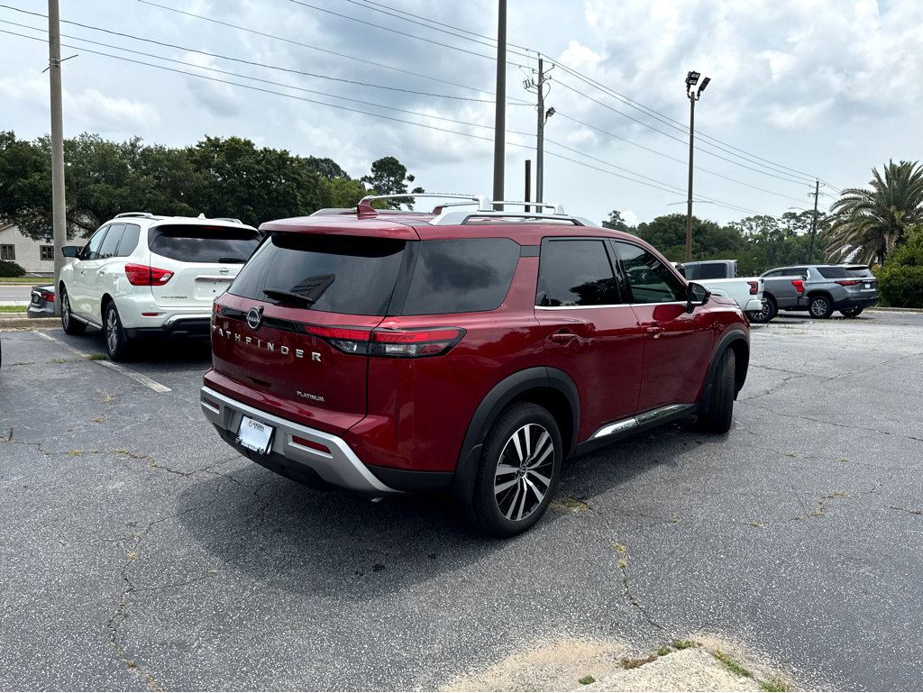 2024 Nissan Pathfinder Platinum photo 22