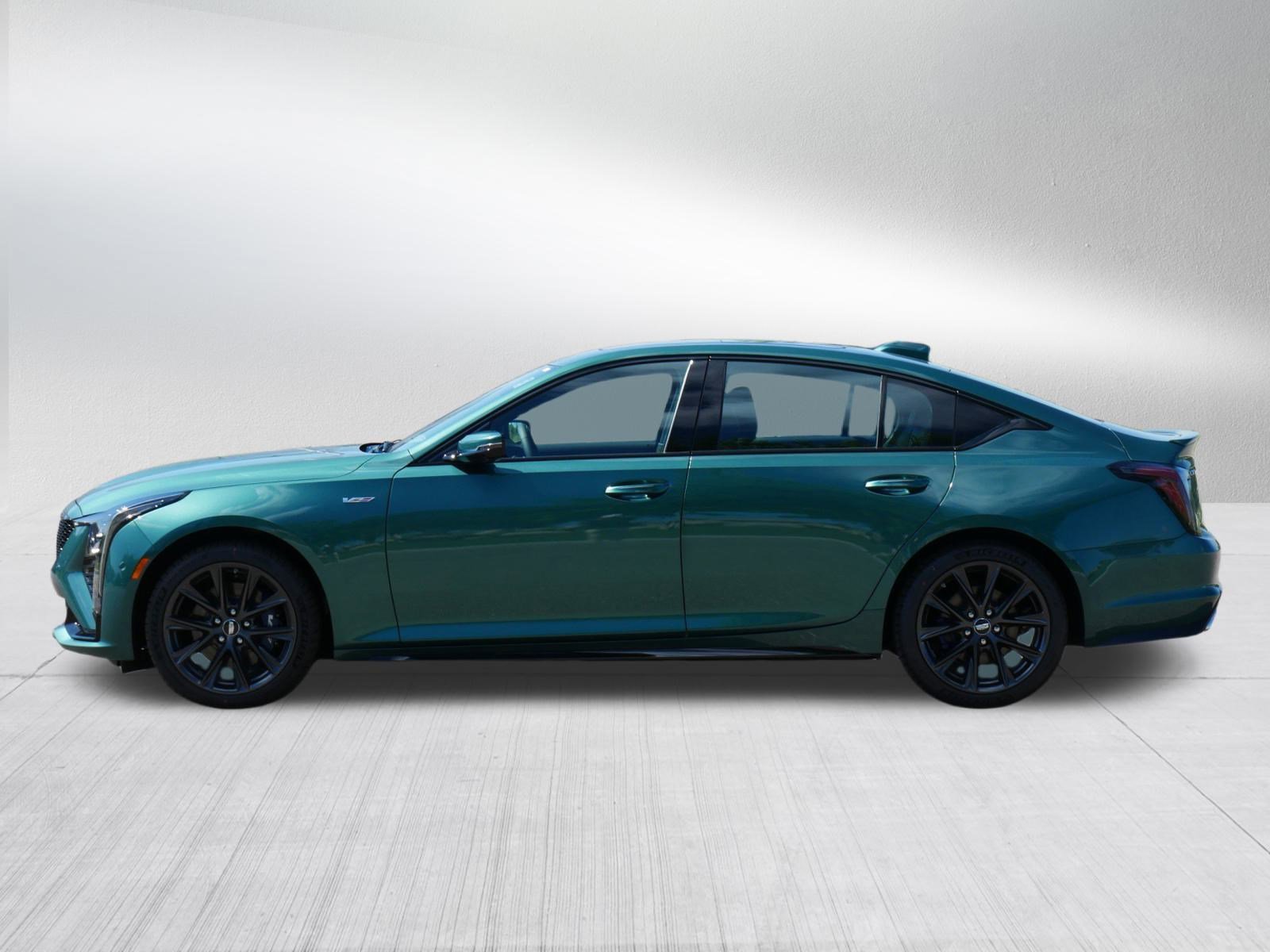 2026 Cadillac CT5 V photo 4