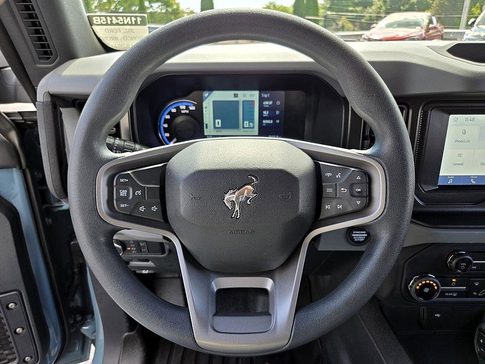 2022 Ford Bronco Base photo 24