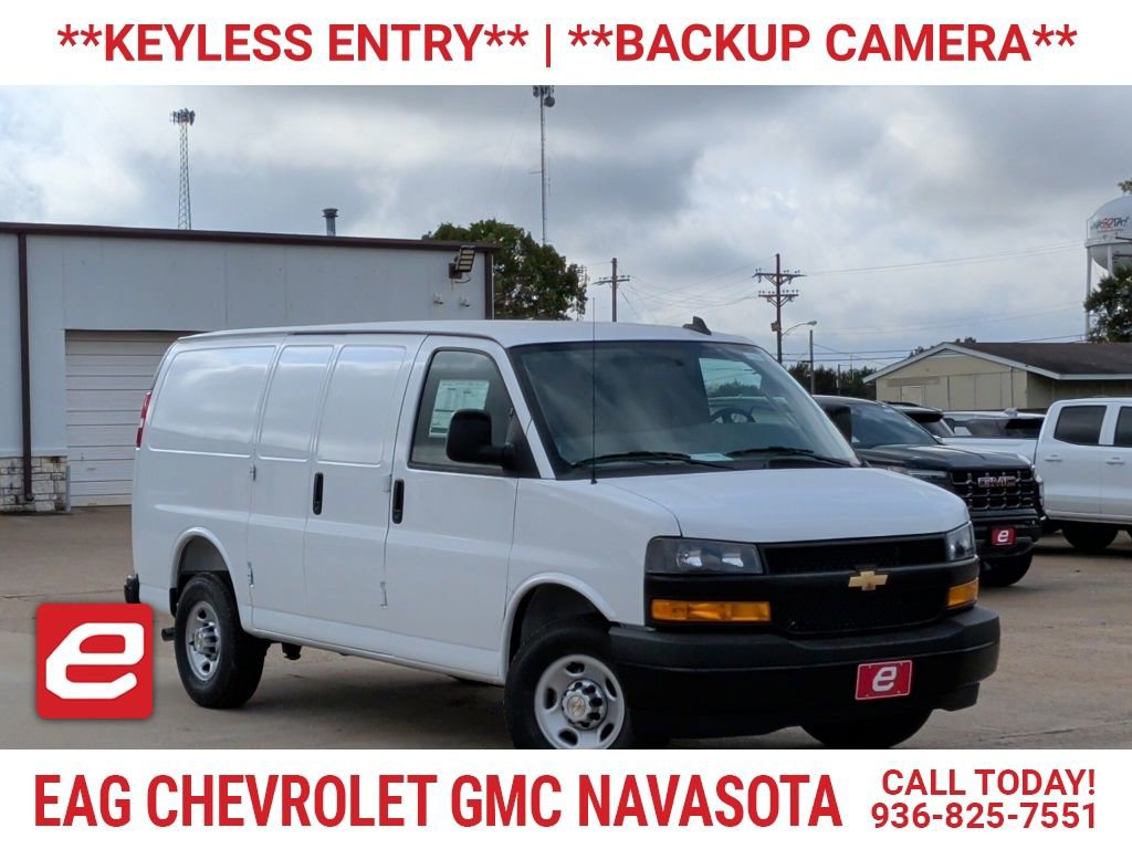 2025 Chevrolet Express Cargo Work Van's photo