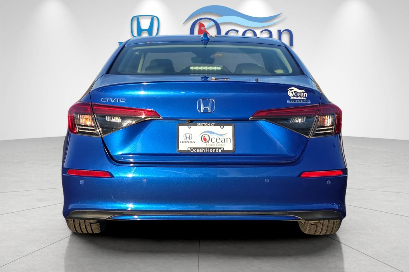 2022 Honda Civic Touring photo 4