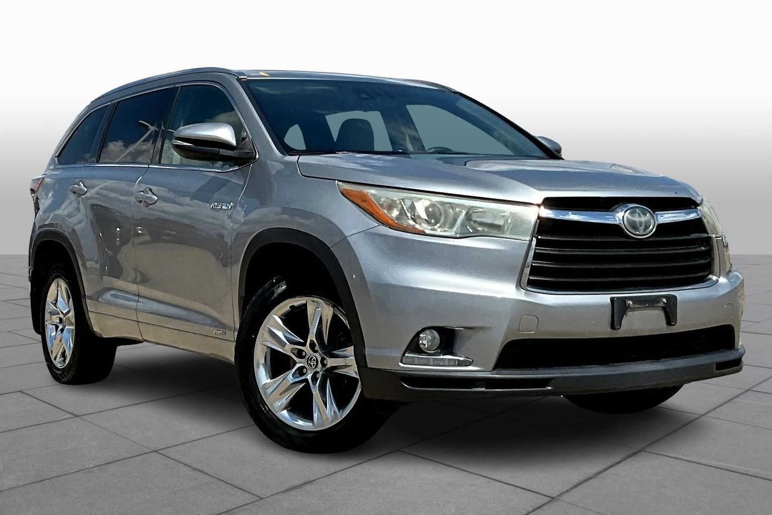 2016 Toyota Highlander Hybrid Limited Platinum photo 2