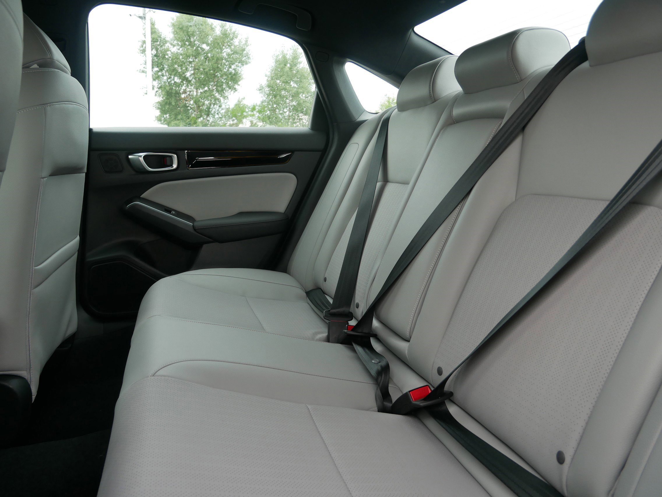 2026 Honda Civic Hybrid Sport Touring photo 12
