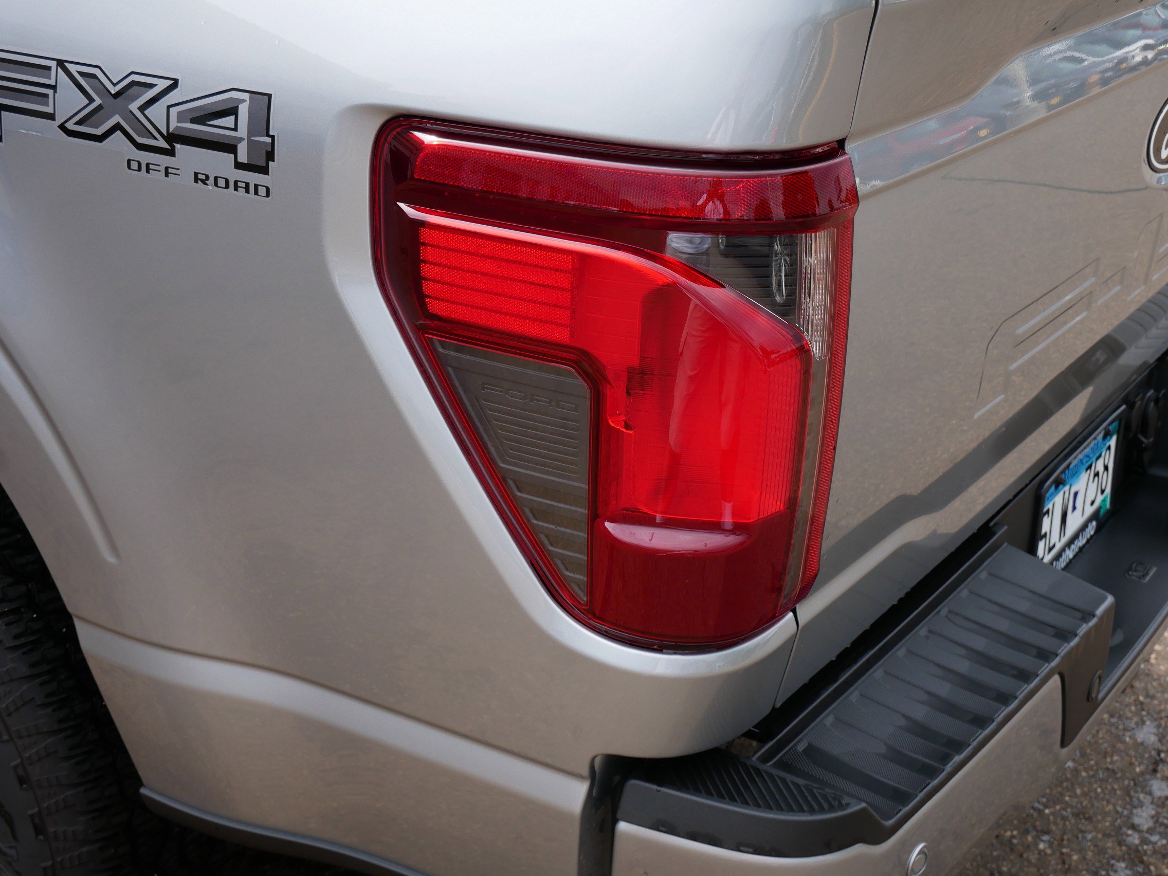 2024 Ford F-150 XLT photo 16