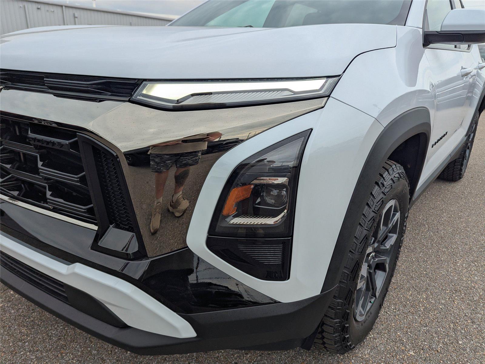 2026 Chevrolet Equinox ACTIV photo 9