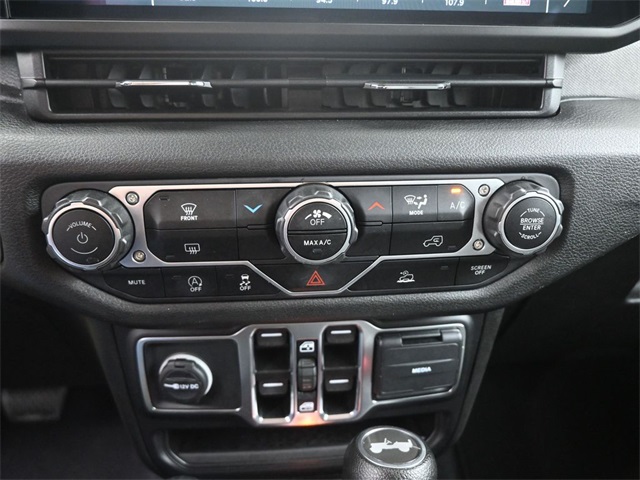 2024 Jeep Wrangler Sport S photo 3