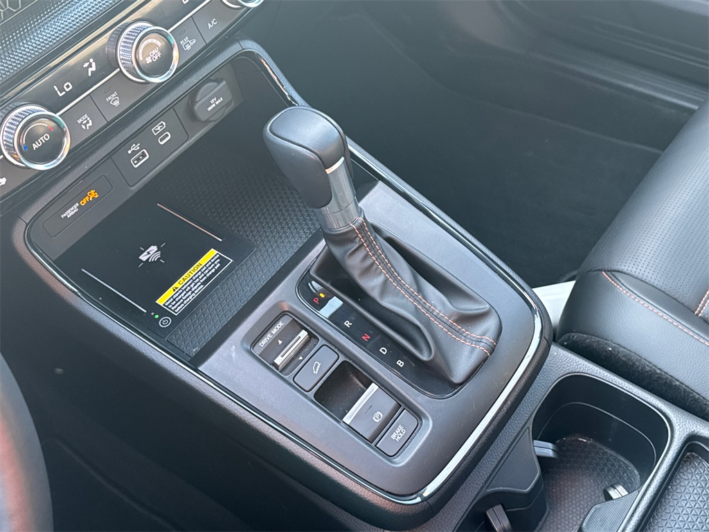 2025 Honda CR-V Hybrid Sport Touring photo 28