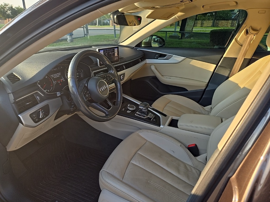 2017 Audi A4 2.0T Ultra Premium photo 3