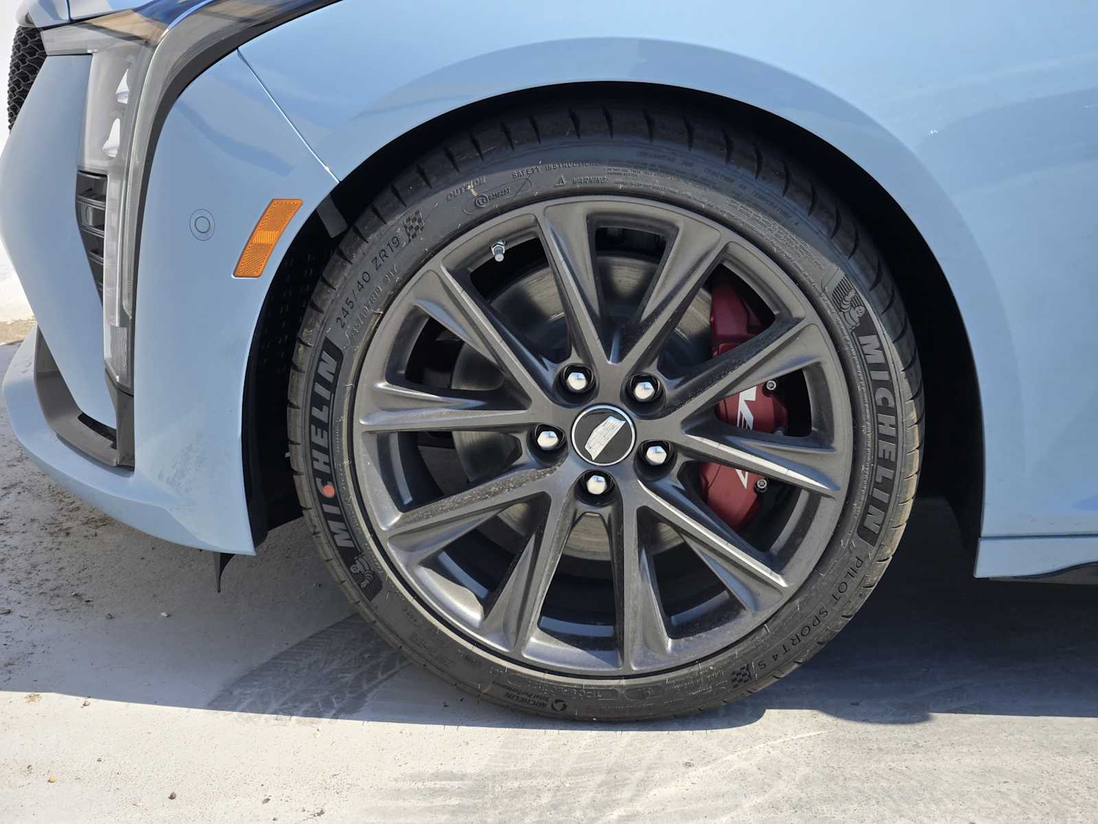 2026 Cadillac CT5 V photo 7