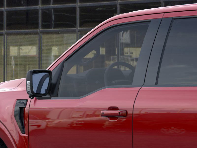 2025 Ford F-150 XLT photo 16