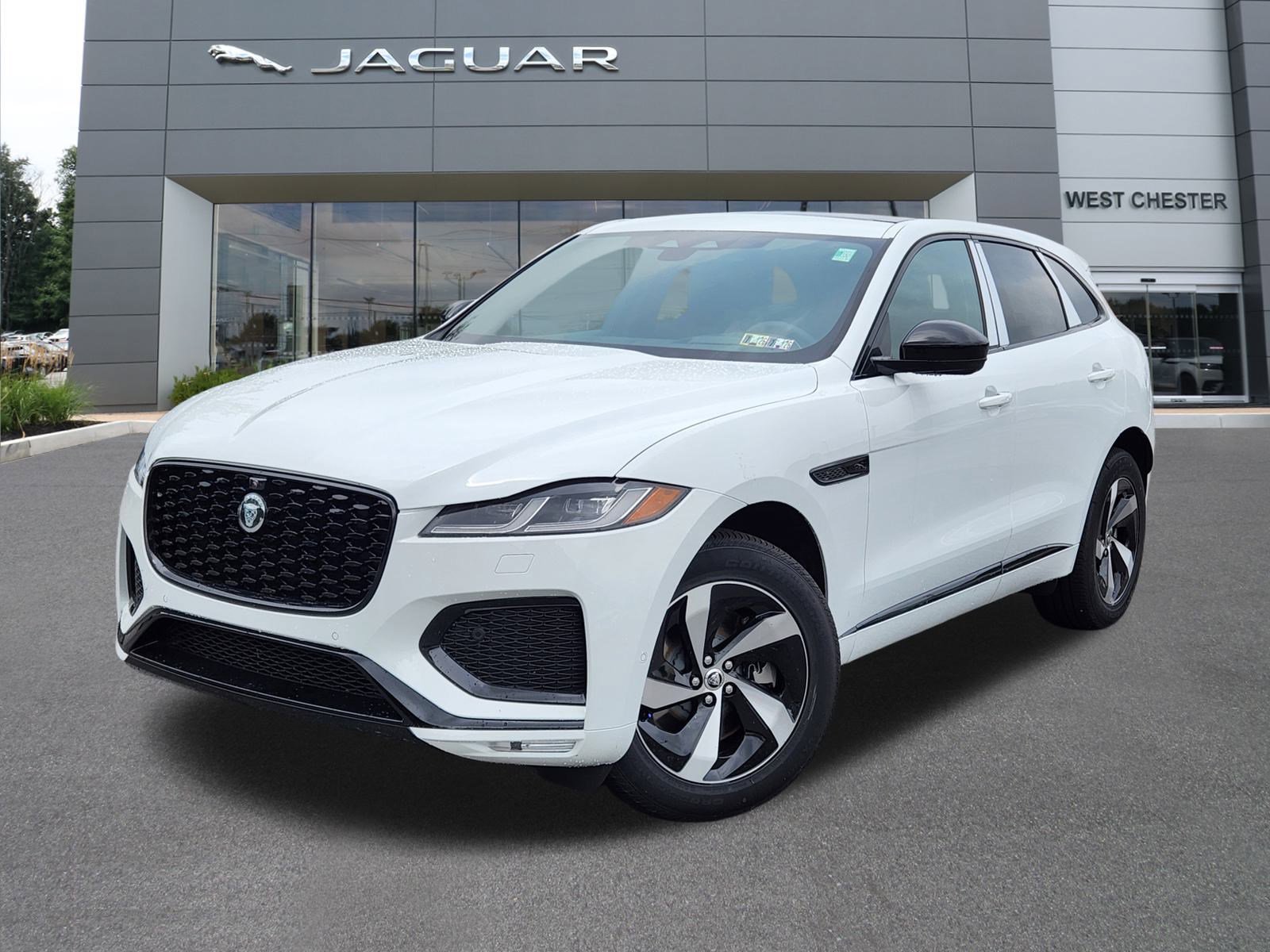 2026 Jaguar F-Pace R-Dynamic S's photo