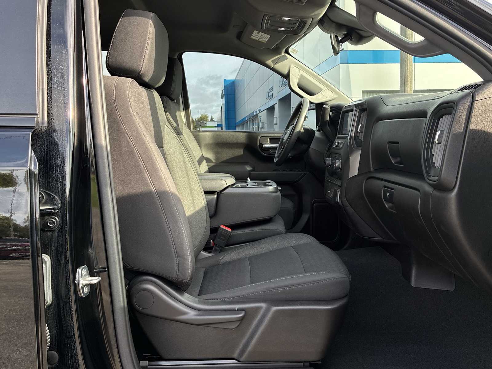 2022 Chevrolet Silverado 1500 Custom photo 23