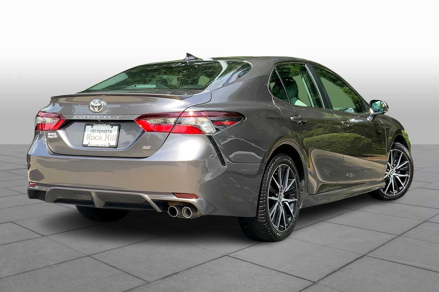 2024 Toyota Camry SE photo 12
