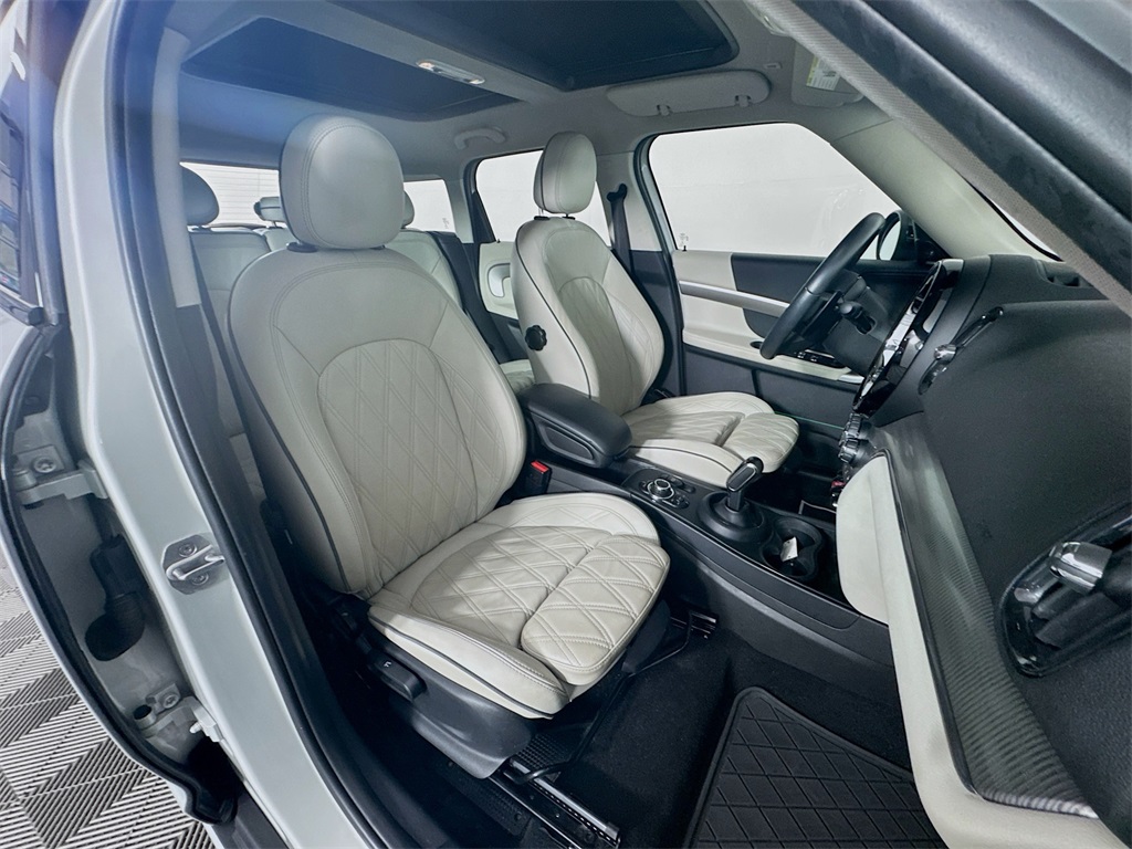2023 Mini Cooper S ALL4 photo 23