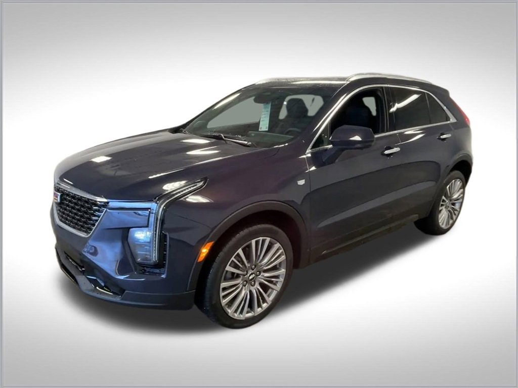 2025 Cadillac XT4 Premium Luxury photo 4