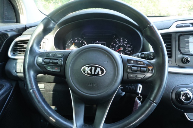2016 Kia Sorento LX photo 4