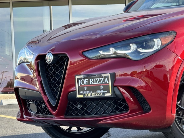 2024 Alfa Romeo Stelvio Quadrifoglio photo 2