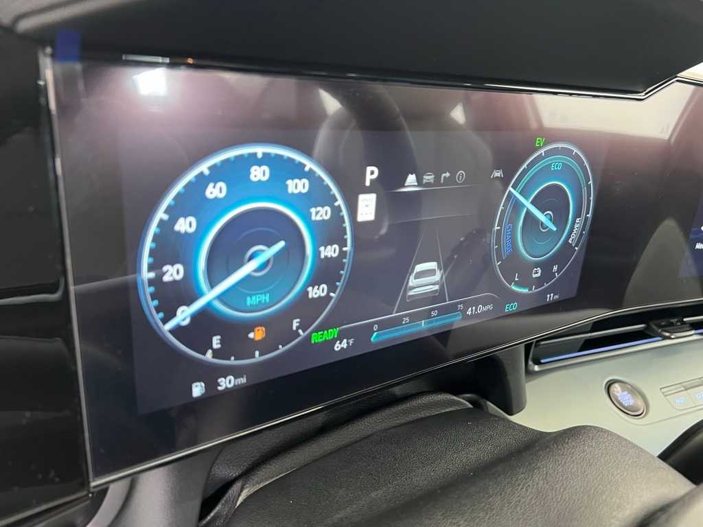 2025 Hyundai Elantra Hybrid Limited photo 33