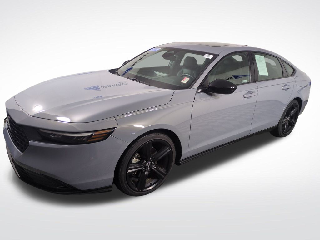 2023 Honda Accord Hybrid Sport-L's photo